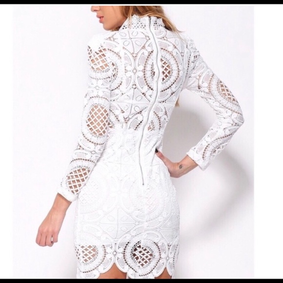 Gorgeous white lace dress! - Picture 5 of 5